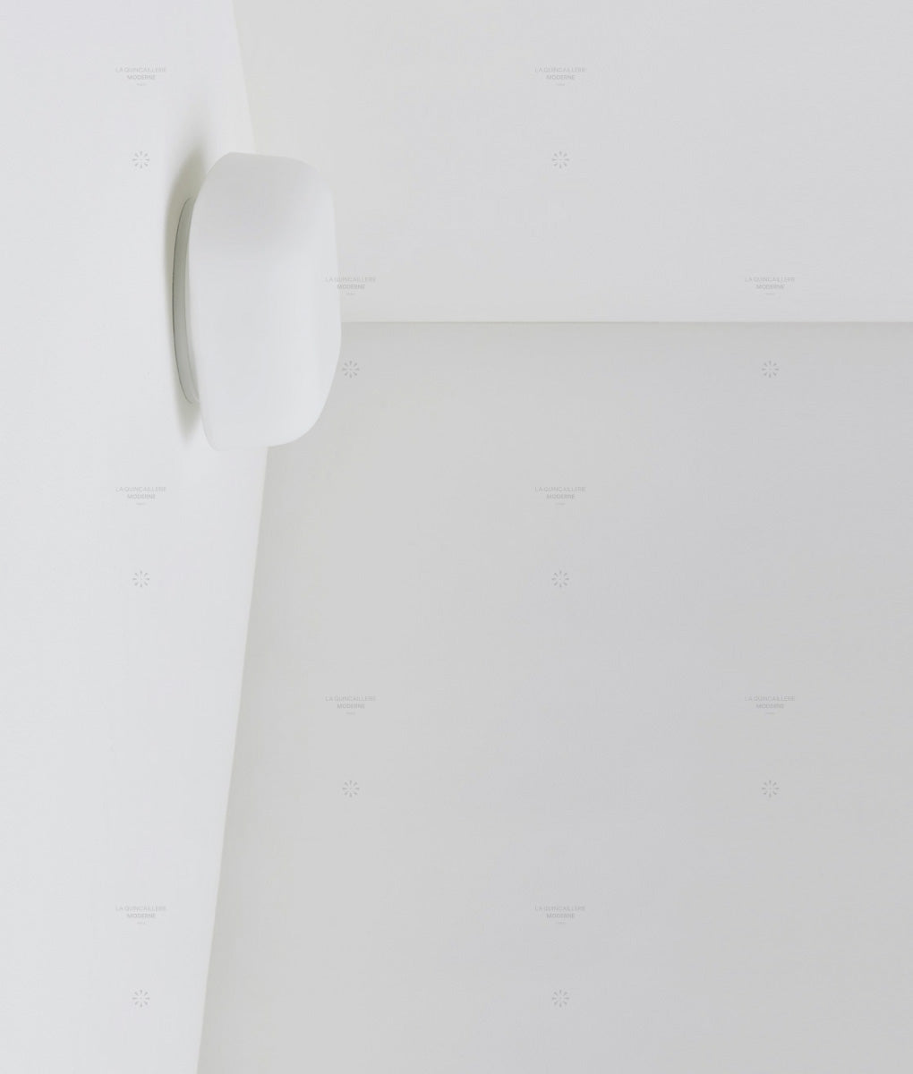 Applique / plafonnier "Circulations", carré, petit modèle, opaline mate