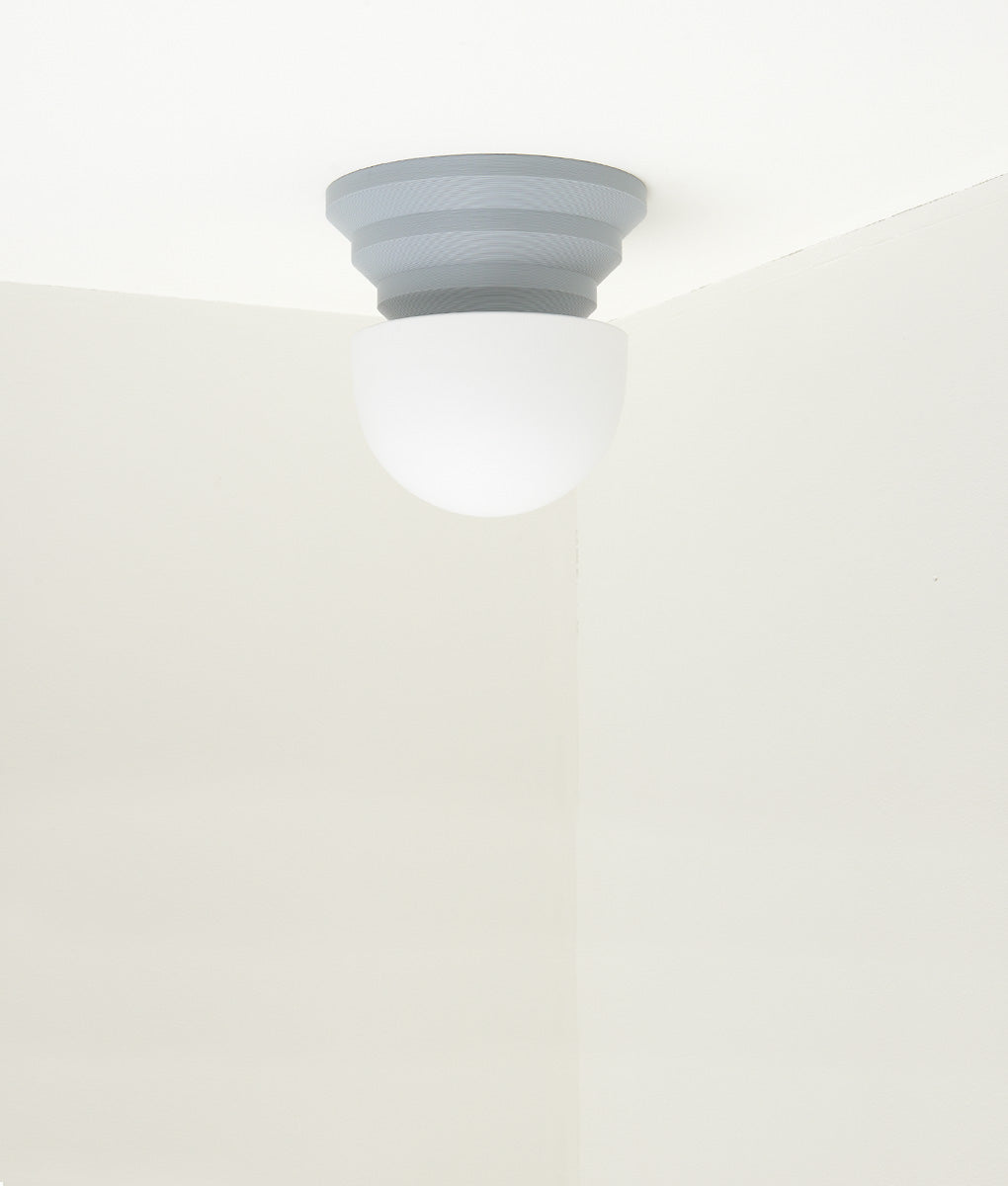 Applique "Colonnade", base pyramide, verrerie "champignon" mate
