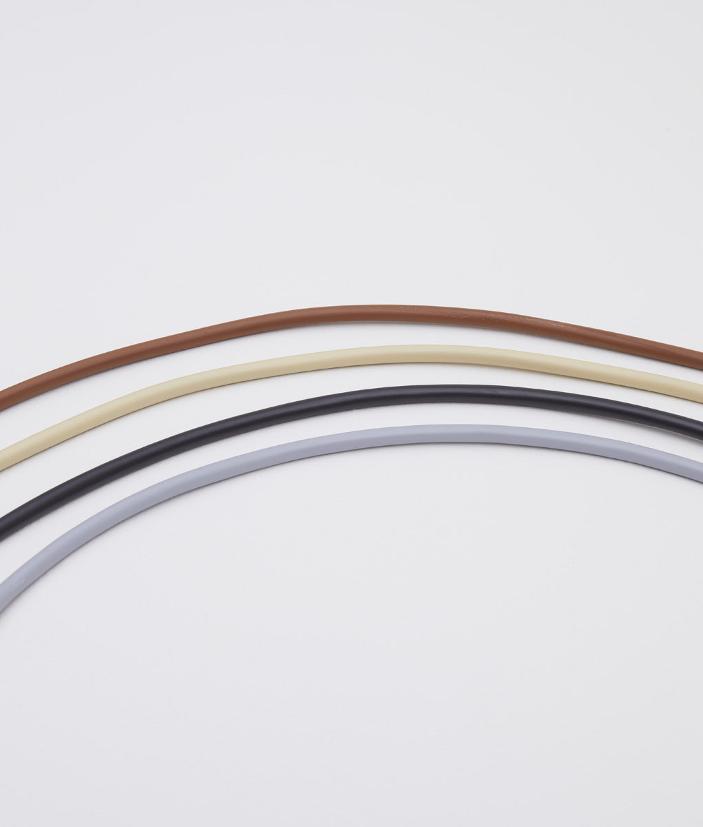 Collection "Delices", coloris des câbles : marron, crème, noir et gris-bleu- La Quincaillerie moderne