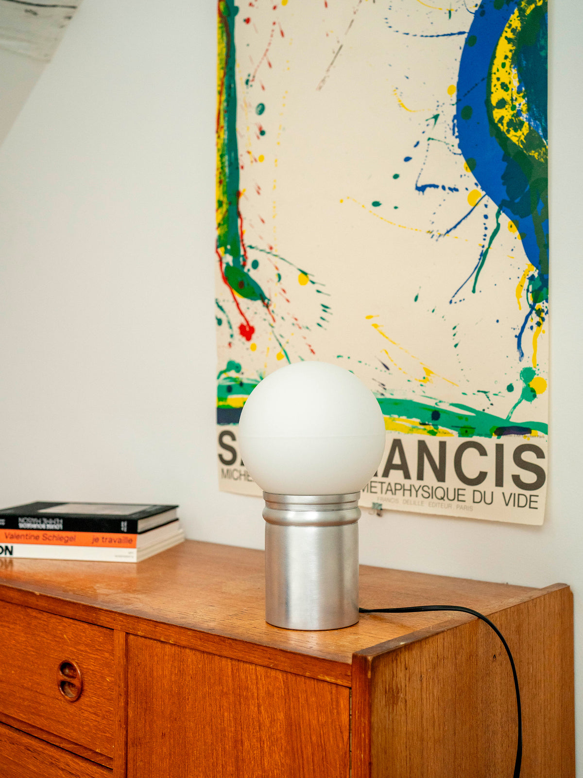 La Quincaillerie moderne - Lampe à poser Odyssée, aluminium brossé, Opaline