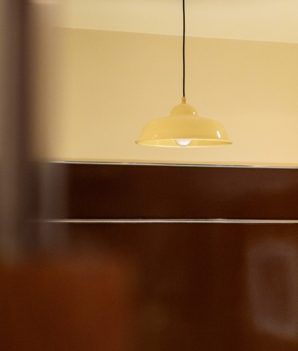 La Quincaillerie moderne - Suspension Rétro Métal émaillé chez Café Dom - Paris
