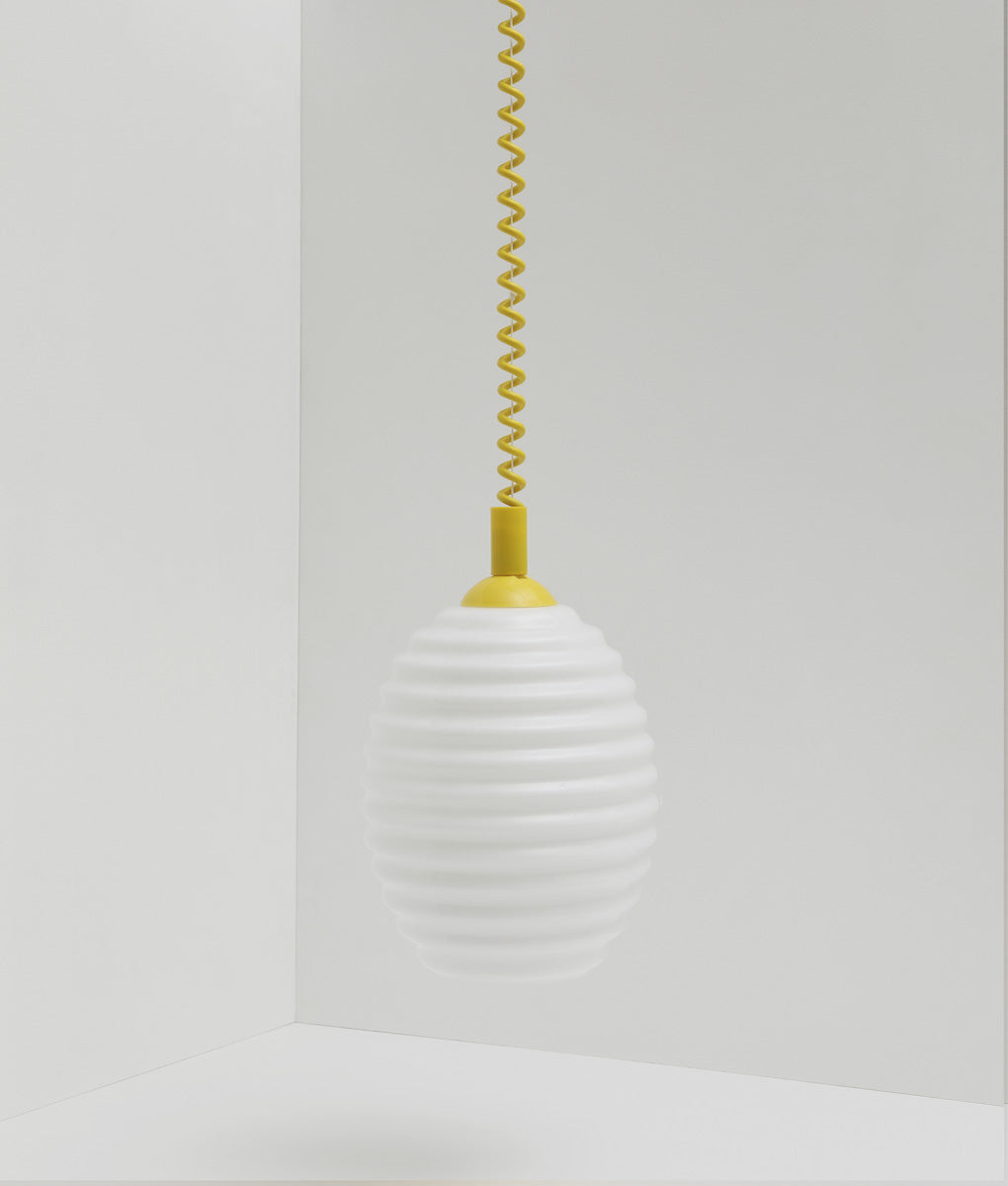 Suspension monte et baisse "Coup de fil", modèle III, câble jaune vif