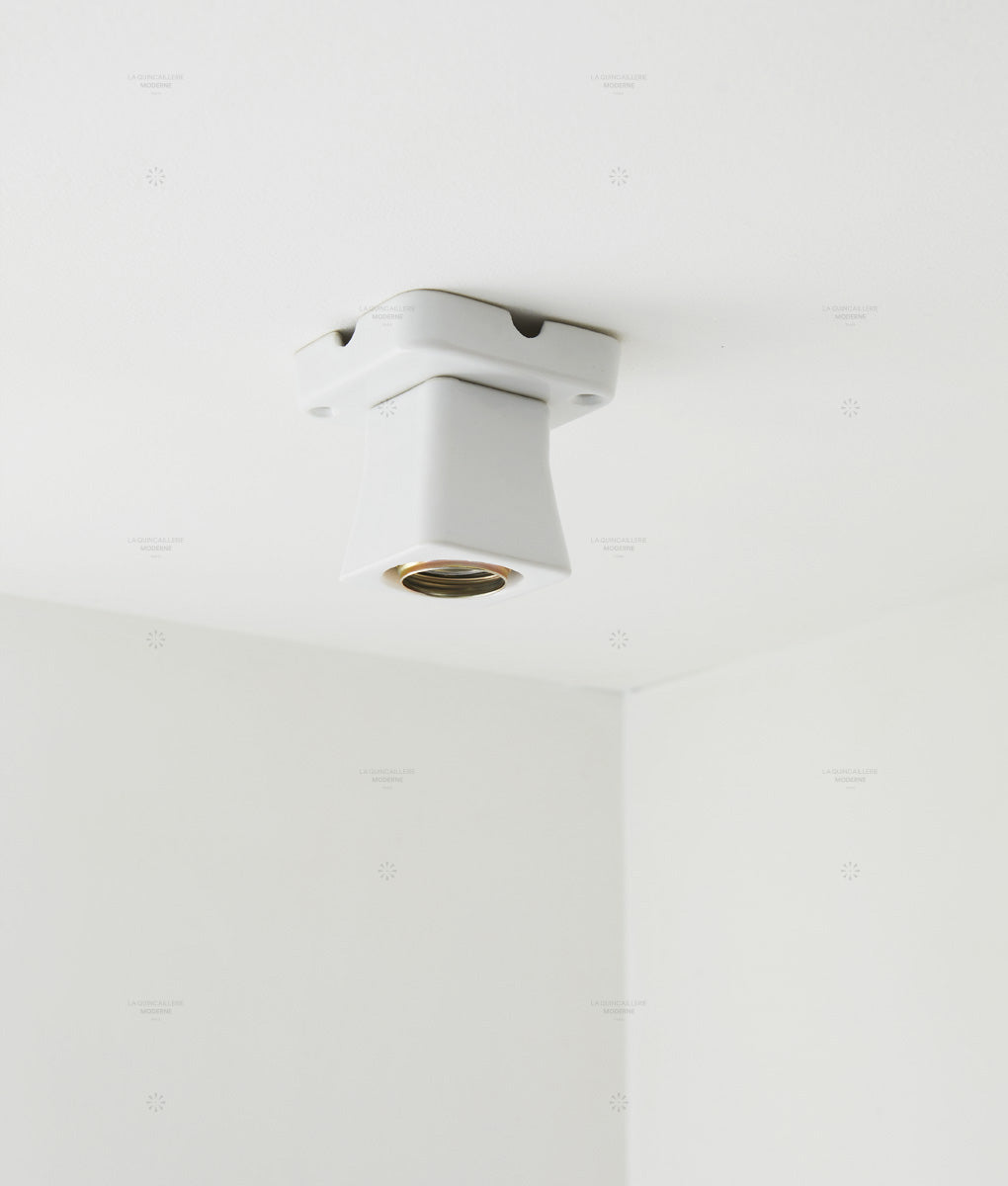 Porte ampoule droit en porcelaine blanche, avec embase carrée et bague de fixation - La Quincaillerie moderne