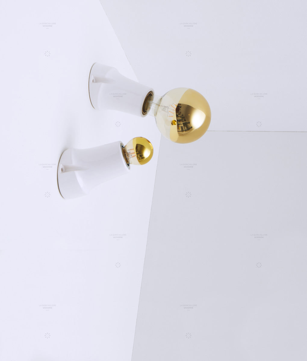 Porte ampoule inclinée en porcelaine blanche