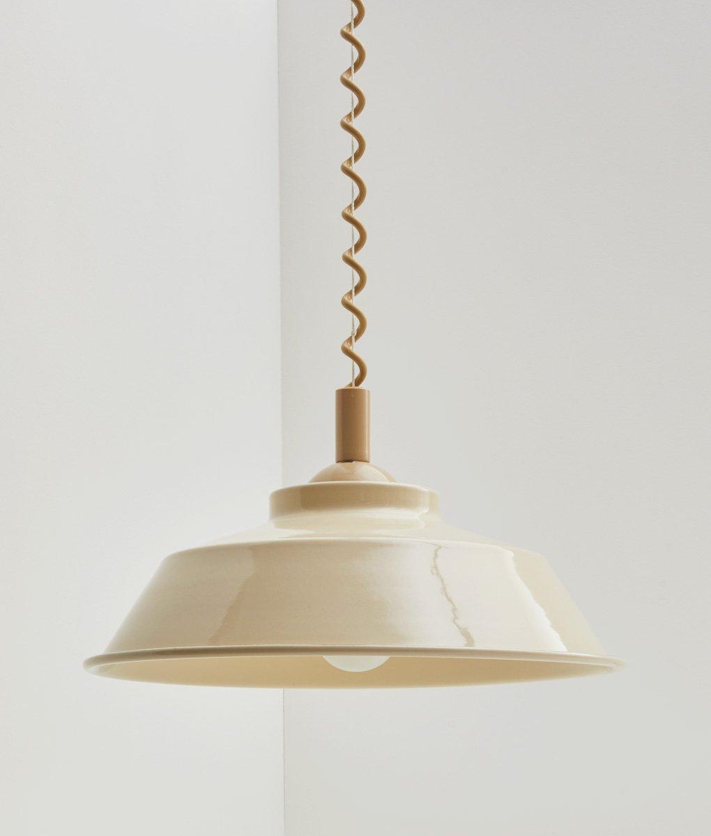 Suspension monte et baisse "Après-midi", câble beige, abat-jour en métal émaillé