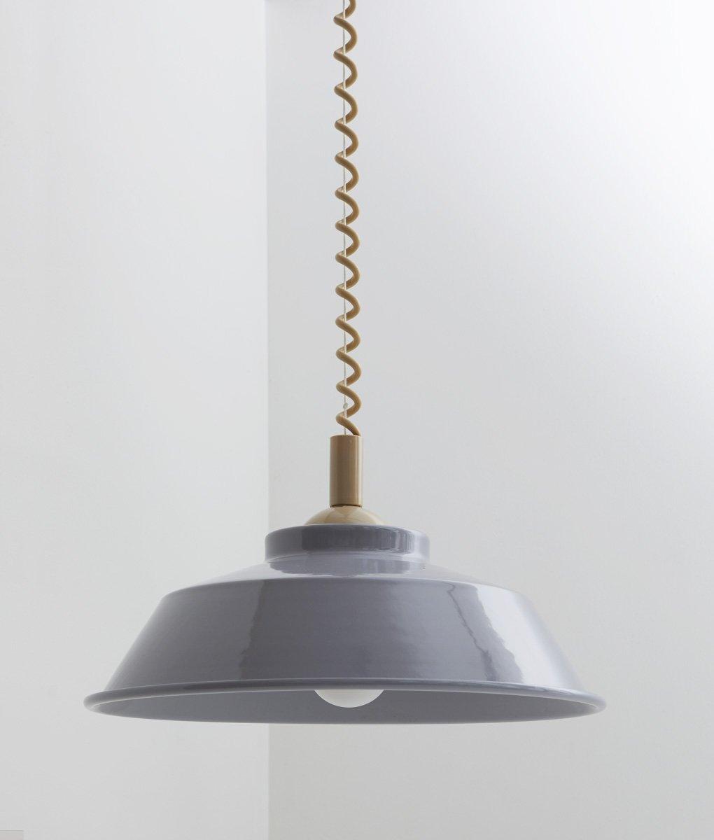 Suspension monte et baisse "Après-midi", câble beige, abat-jour en métal émaillé
