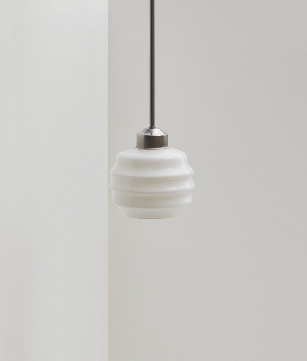 Suspension "Bistro", verrerie "Plissé" satinée - La Quincaillerie moderne