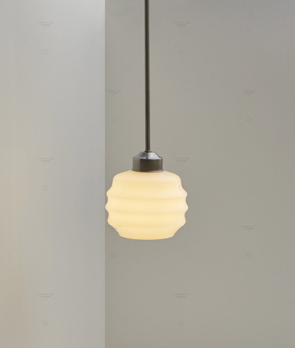 Suspension "Bistro", verrerie "Plissé" satinée - La Quincaillerie moderne