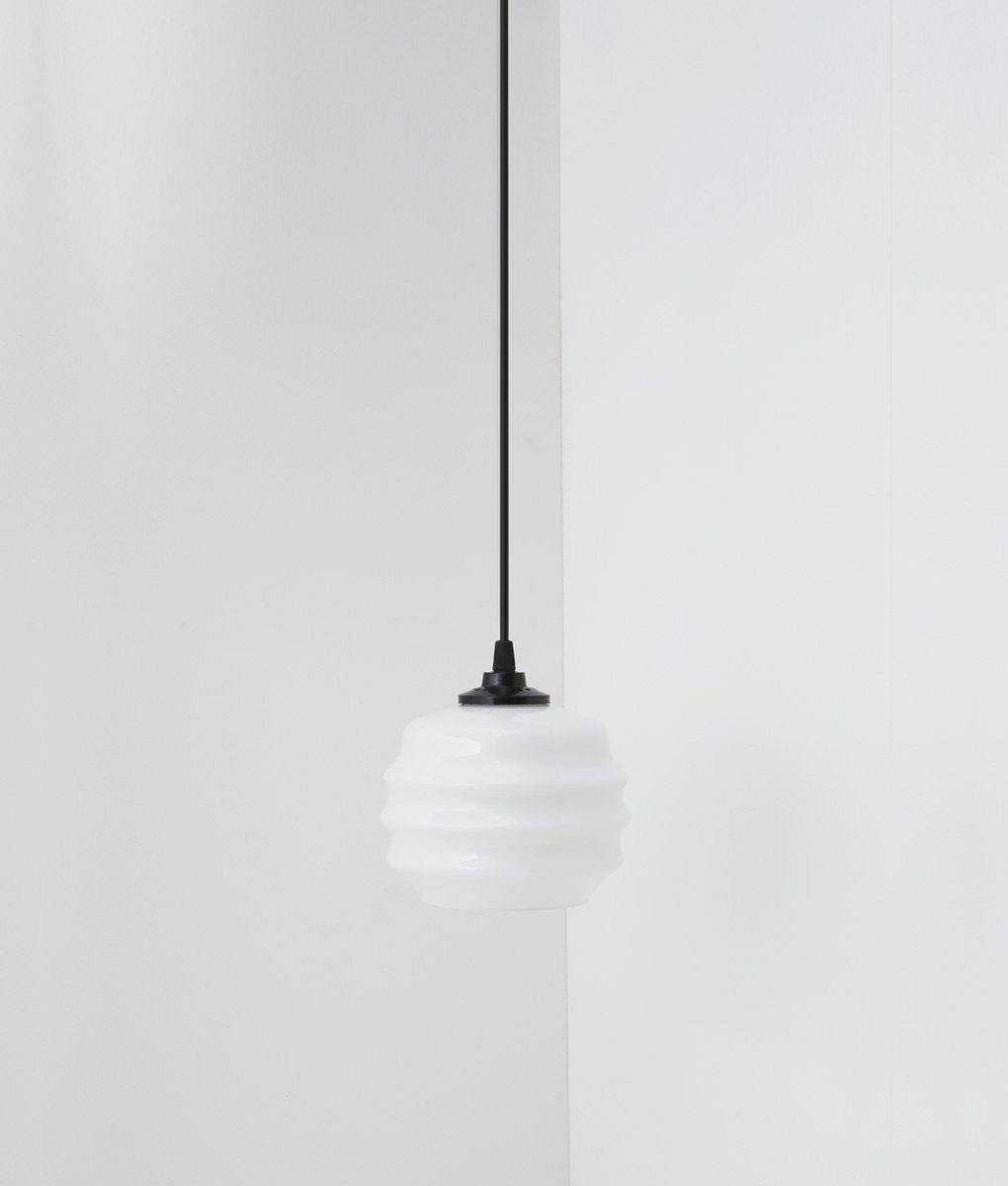 Suspension "Plissé" courte en opaline blanche