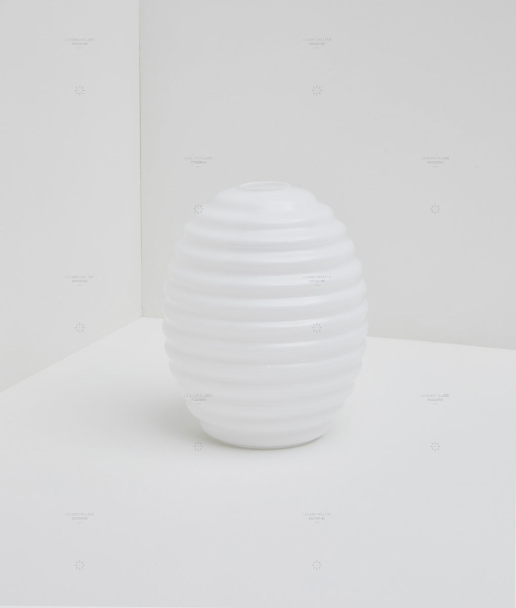 Verrerie "Anneaux" III à suspendre en opaline satinée