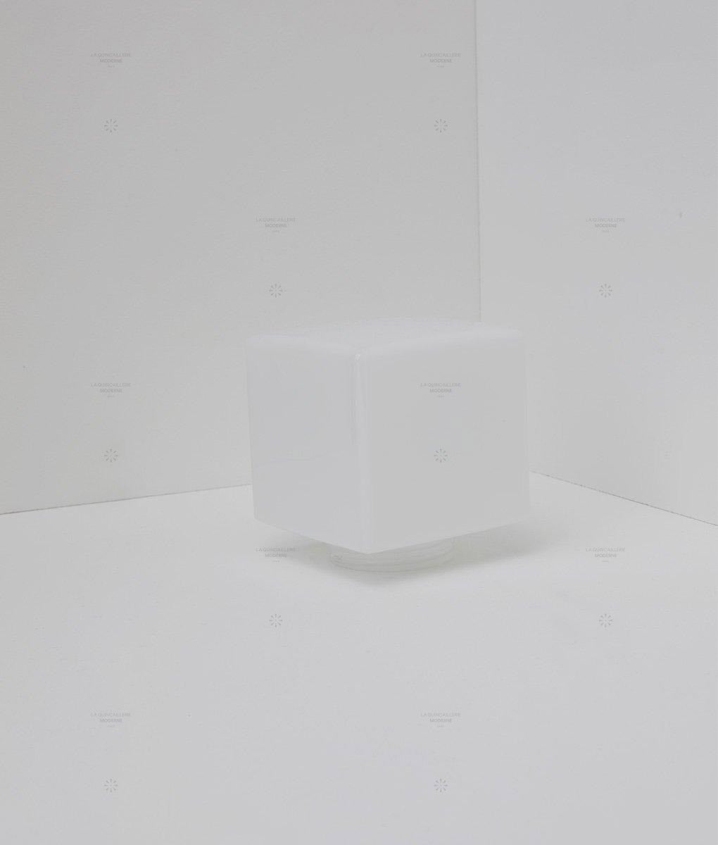 Verrerie carrée à visser en opaline satinée, filetage ø 84,5 mm