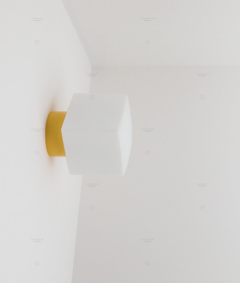 La Quincaillerie moderne - Applique / plafonnier "Bauhaus", jaune tournesol opaline blanche