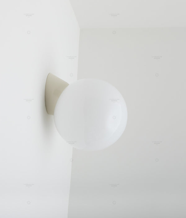 La Quincaillerie moderne - Applique Classique IP44 crème, verre opalin