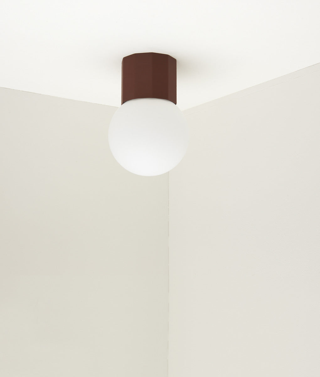 Applique Colonnade Opaline La Quincaillerie moderne Bold Design