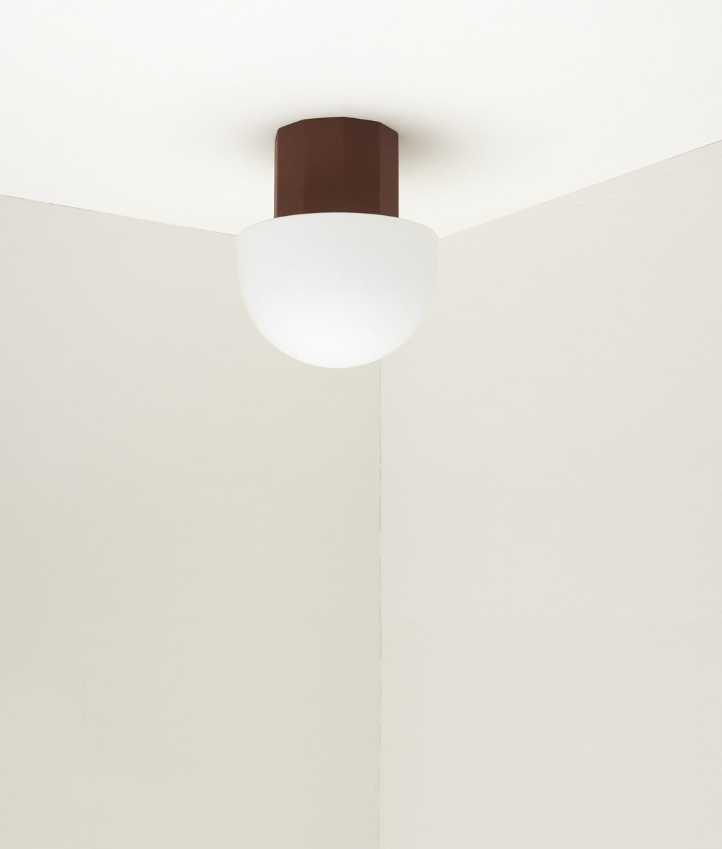 Applique Colonnade Opaline La Quincaillerie moderne Bold Design