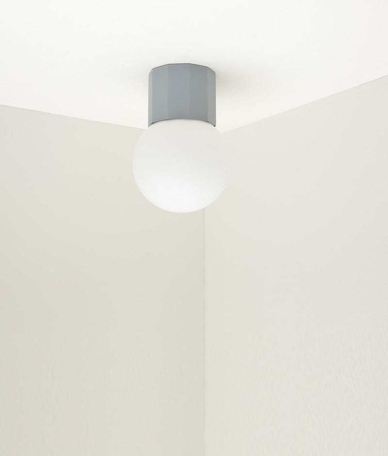 Applique Colonnade Opaline La Quincaillerie moderne Bold Design
