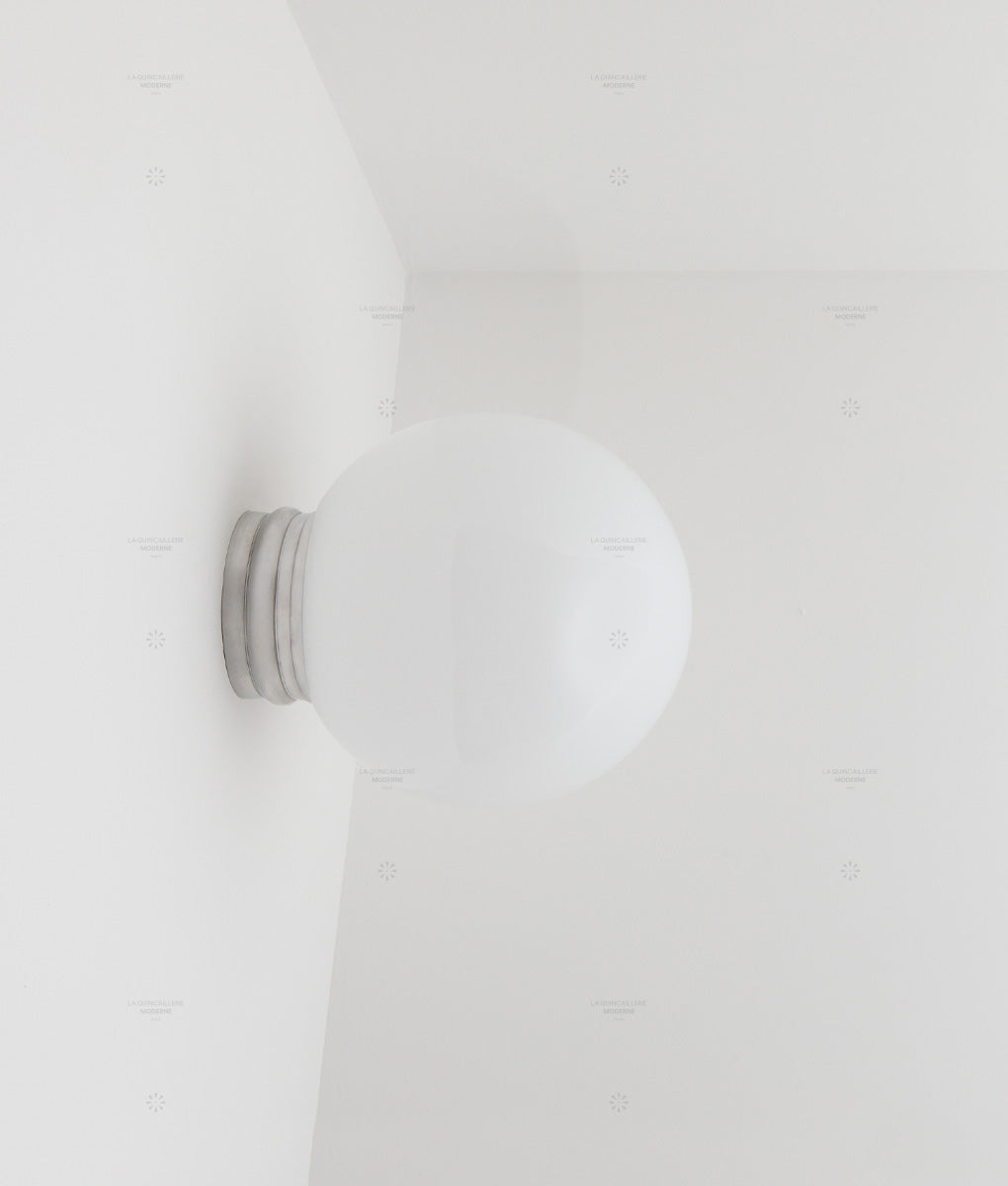 La Quincaillerie moderne - Applique / plafonnier "Odyssee", aluminium brossé, opaline blanche