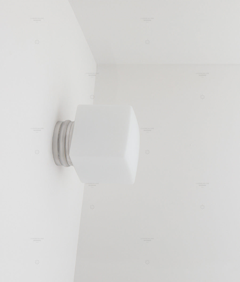 La Quincaillerie moderne - Applique / plafonnier "Odyssee", aluminium brossé, opaline blanche