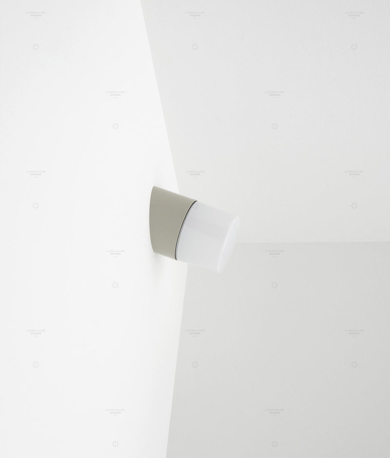 La Quincaillerie moderne - Applique / plafonnier "Punto", gris perle opaline blanche satinée