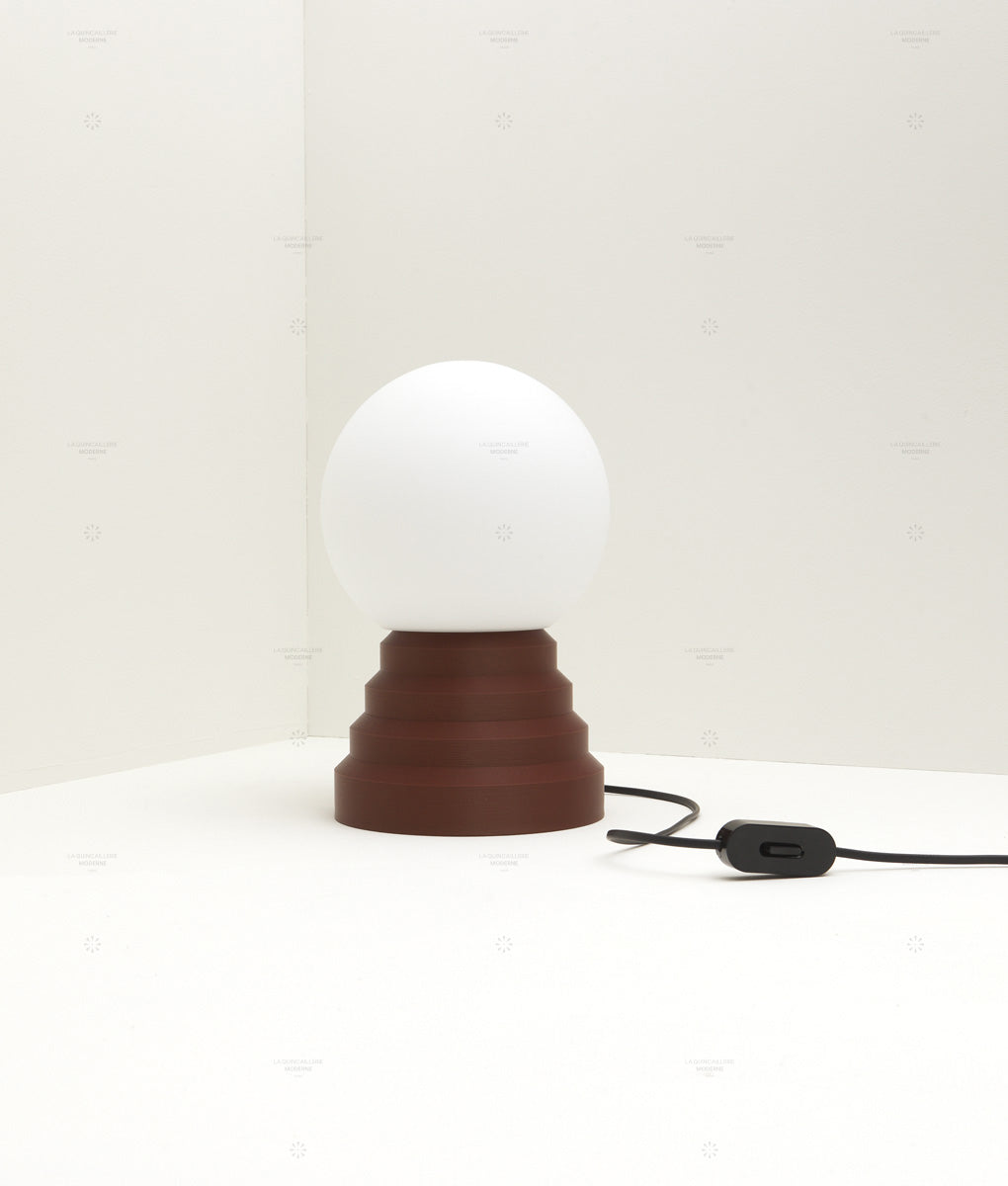 Lampe a poser Colonnade opaline La Quincaillerie moderne Bold Design