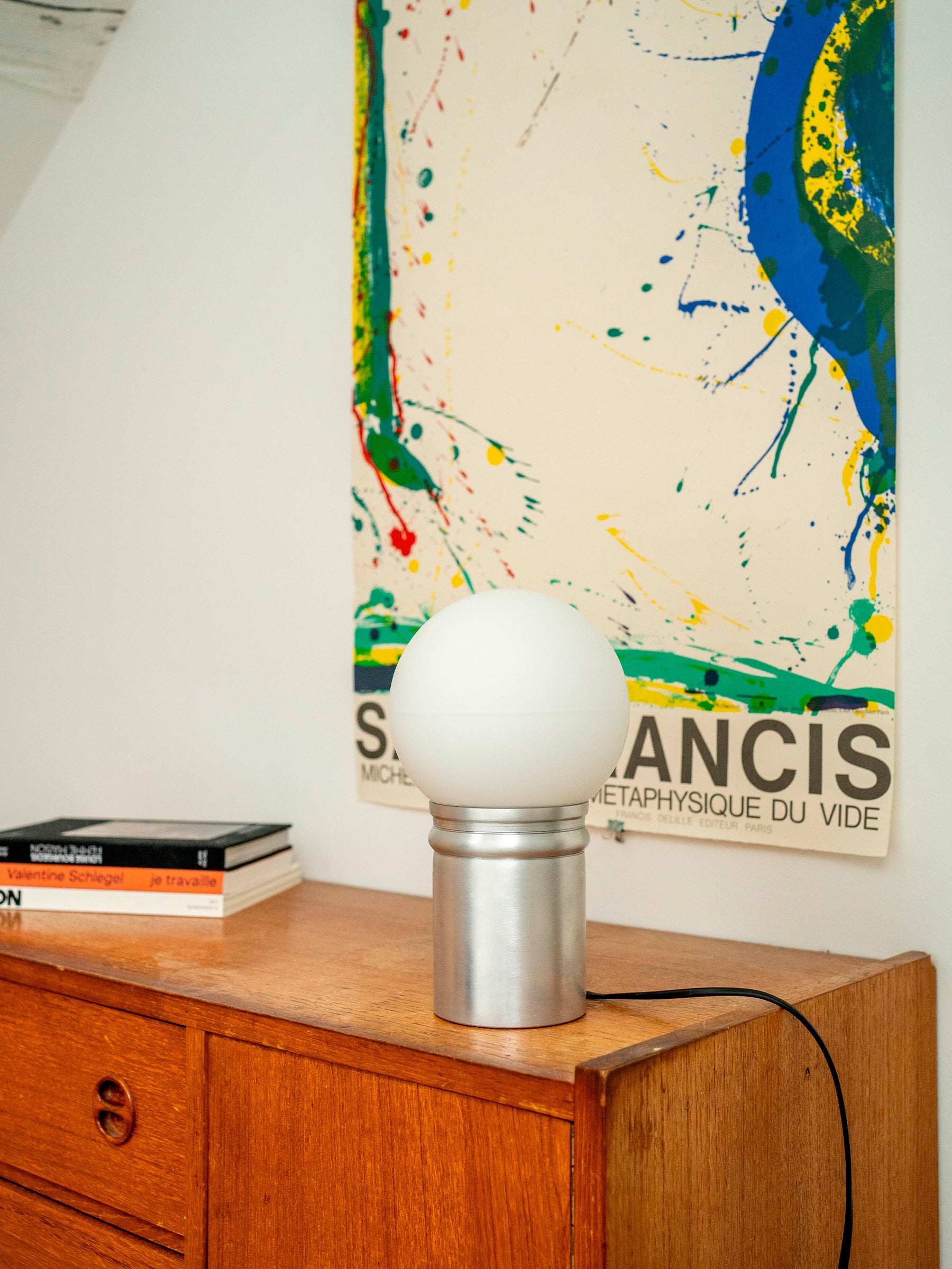 La Quincaillerie moderne - Lampe à poser Odyssée, aluminium brossé, Opaline