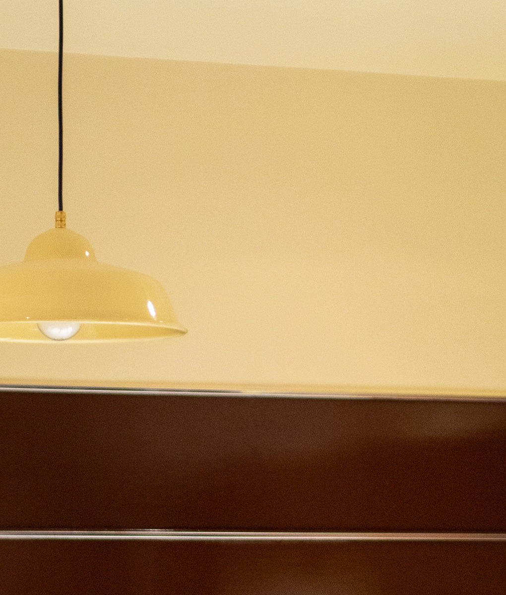 La Quincaillerie moderne - Suspension Rétro Métal émaillé chez Café Dom - Paris
