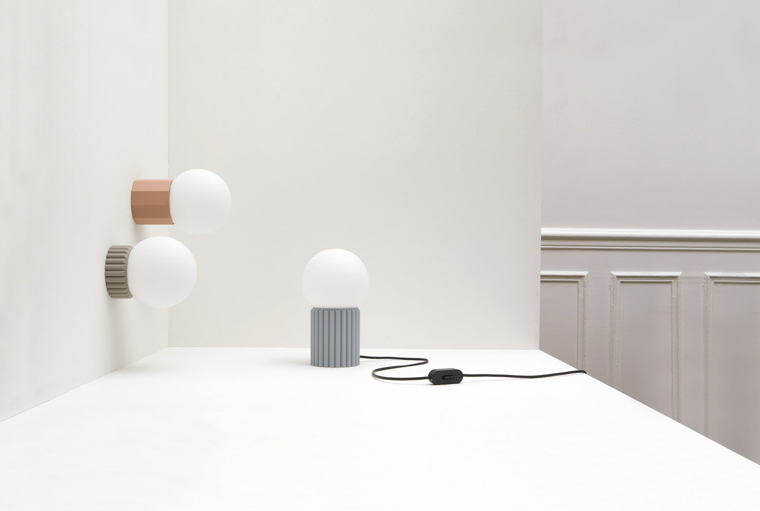 La Quincaillerie moderne - Collection "Colonnade" : appliques, plafonniers et lampes à poser. Bold design