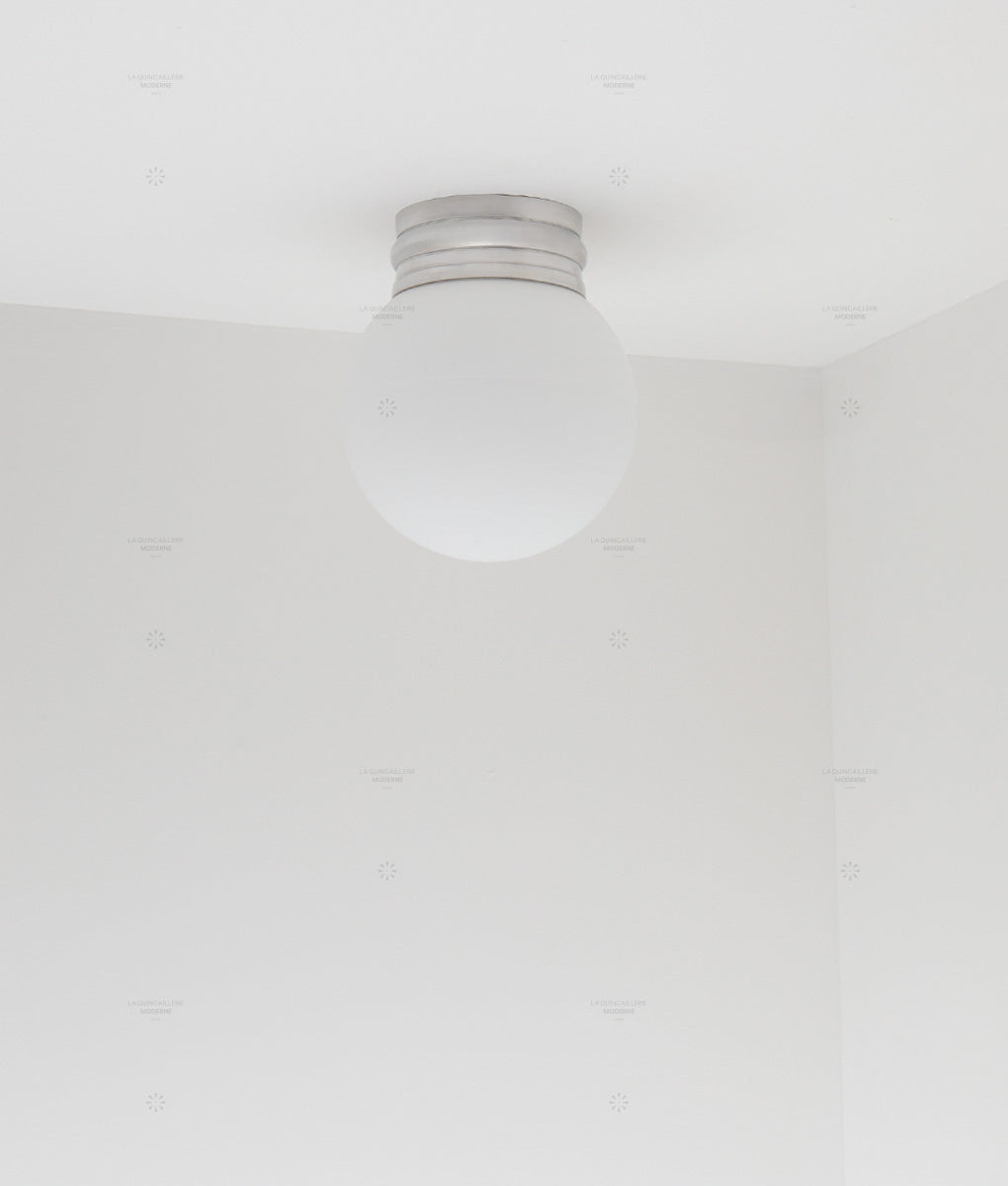 La Quincaillerie moderne - Applique / plafonnier "Odyssee", aluminium brossé, opaline blanche