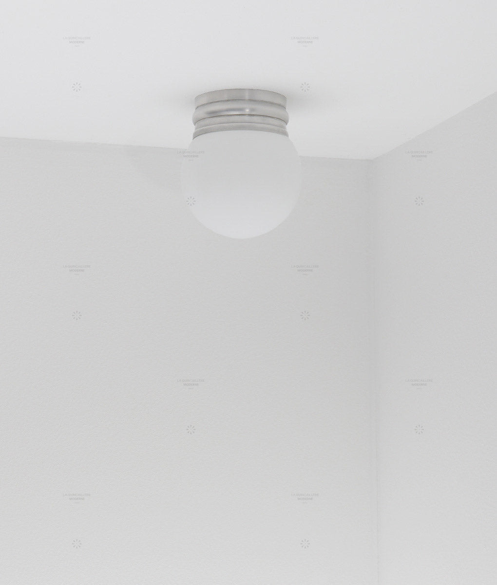La Quincaillerie moderne - plafonnier droit "Odyssée" en aluminium et verre opalin mat - Fabriqué en Europe et assemblé à Paris