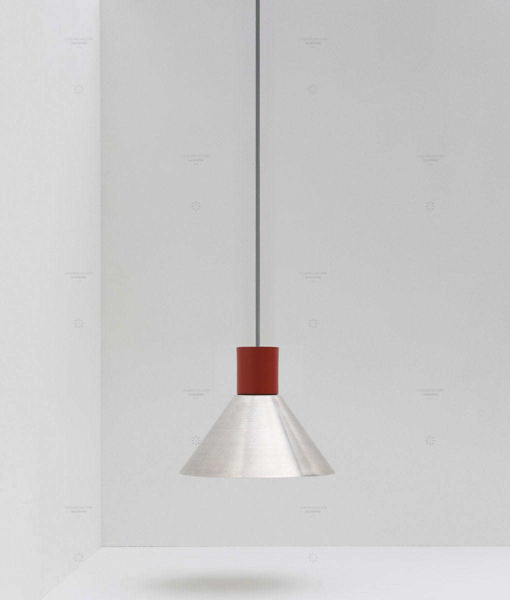 La Quincaillerie moderne- Suspension "Belle de nuit" conique en aluminium brossé
