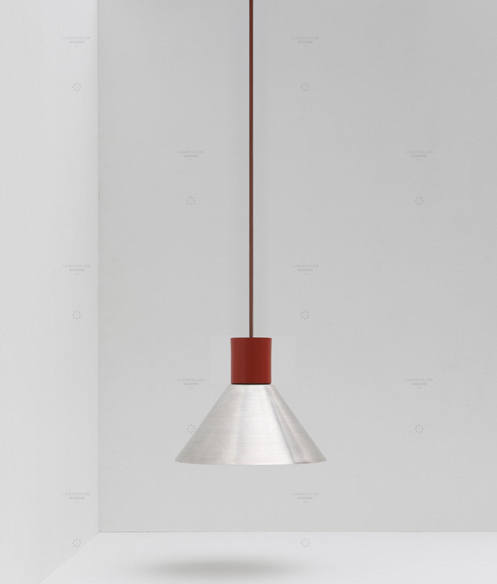 La Quincaillerie moderne- Suspension "Belle de nuit" conique en aluminium brossé
