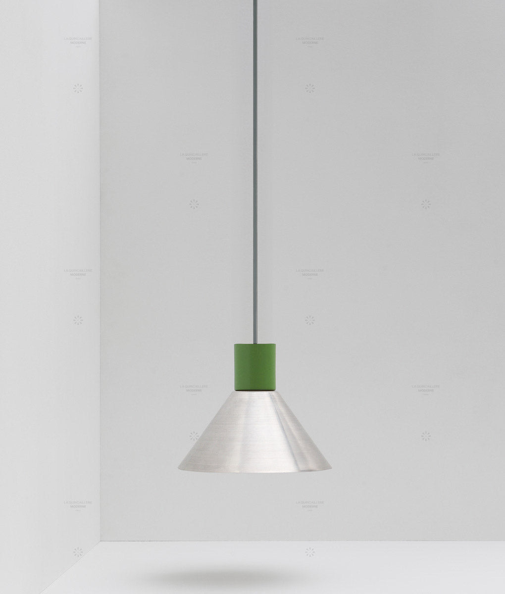 La Quincaillerie moderne- Suspension "Belle de nuit" conique en aluminium brossé
