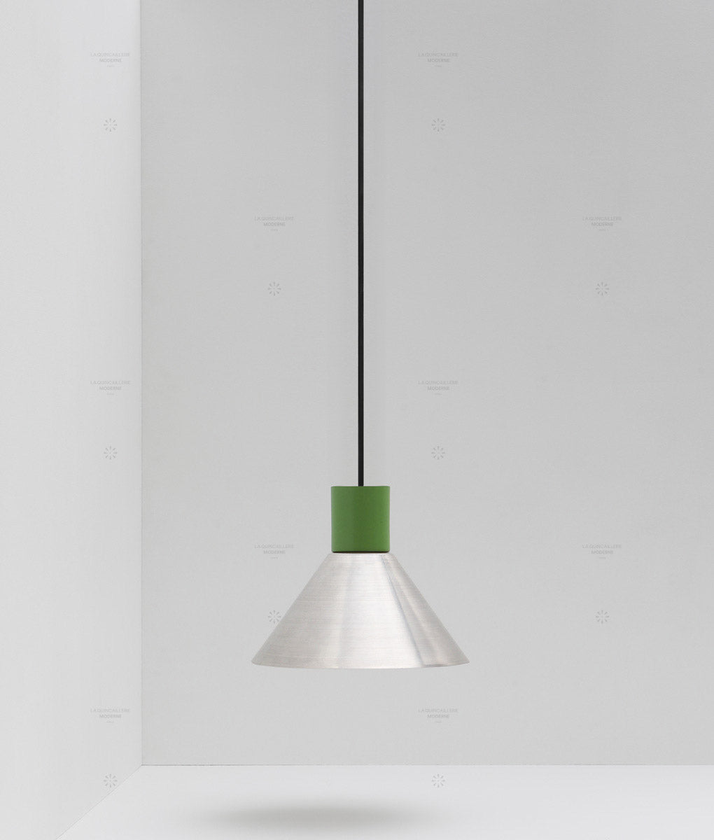 La Quincaillerie moderne- Suspension "Belle de nuit" conique en aluminium brossé