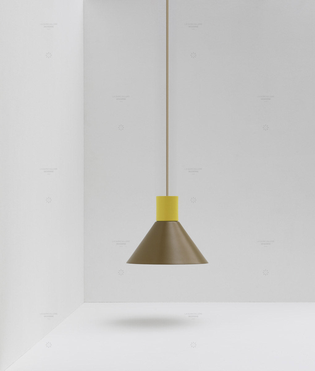 Suspension conique "Belle de nuit", brun mordoré et jaune bouton d'or, câble crème - La Quincaillerie moderne