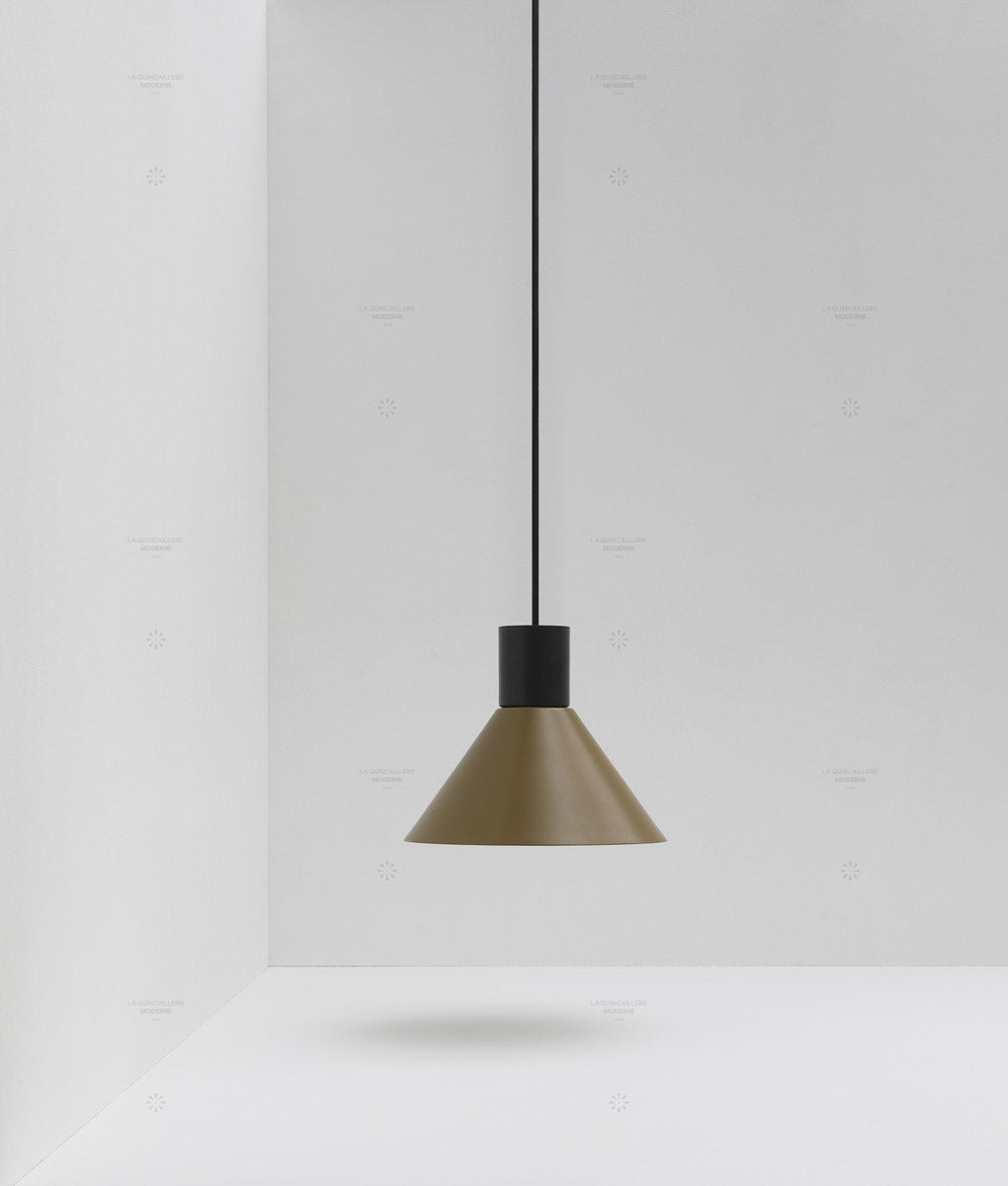 Suspension conique "Belle de nuit", brun mordoré et noir, câble noir - La Quincaillerie moderne