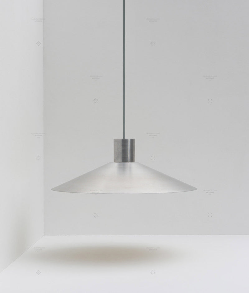 La Quincaillerie moderne- Suspension "Belle de nuit" évasée en aluminium brossé