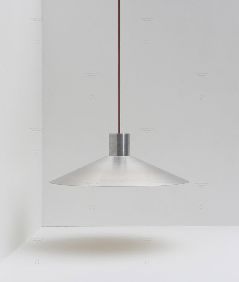 La Quincaillerie moderne- Suspension "Belle de nuit" évasée en aluminium brossé