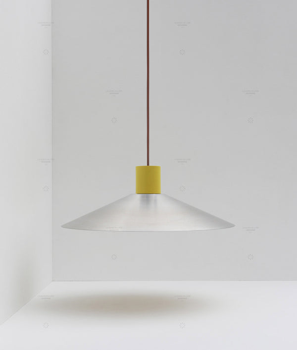 La Quincaillerie moderne- Suspension "Belle de nuit" évasée en aluminium brossé