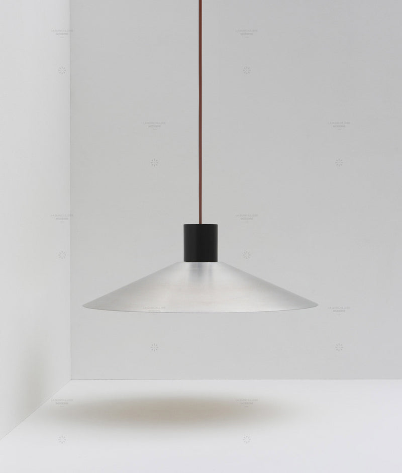 La Quincaillerie moderne- Suspension "Belle de nuit" évasée en aluminium brossé