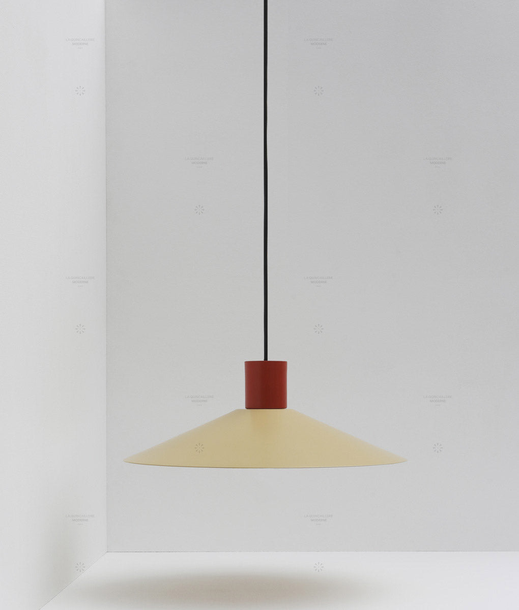 Suspension évasée "Belle de nuit", grand modèle, beige et rouge cardinal, câble noir - La Quincaillerie moderne
