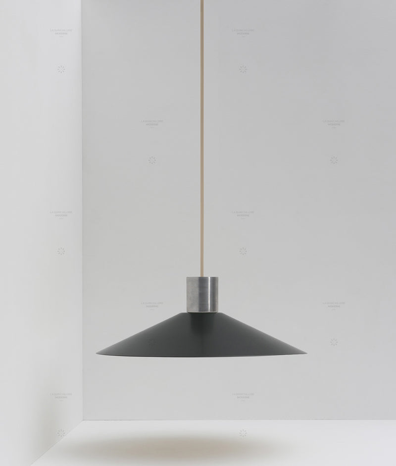 La Quincaillerie moderne - Suspension évasée "Belle de nuit", grand modèle, aluminium brossé et noir