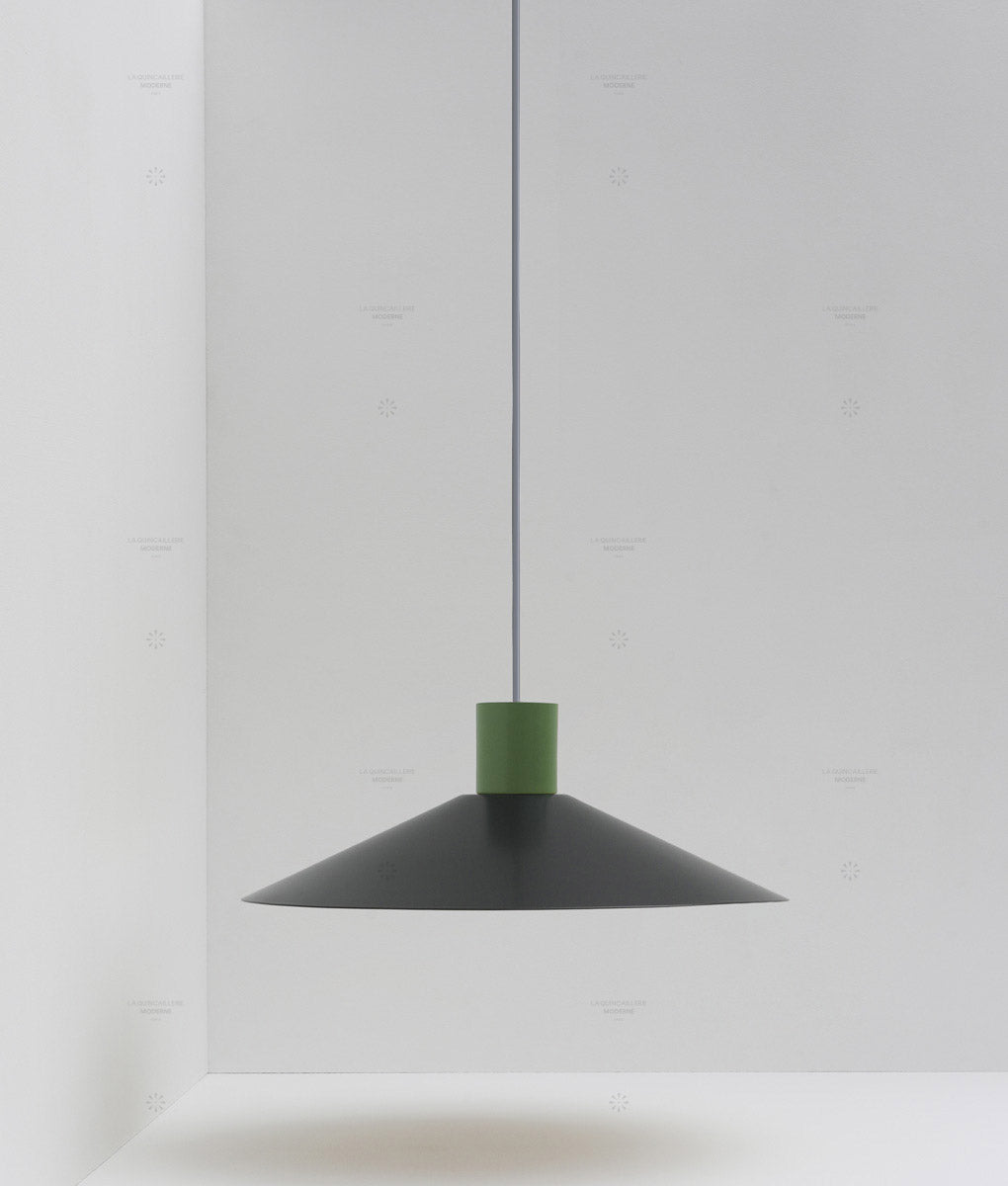 Suspension évasée "Belle de nuit", grand modèle, noir et vert champêtre, câble gris-bleu - La Quincaillerie moderne