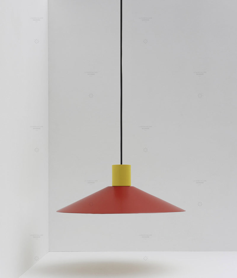 Suspension évasée "Belle de nuit", grand modèle, rouge cardinal et jaune bouton d'or, câble noir - La Quincaillerie moderne