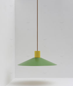 Suspension évasée "Belle de nuit", grand modèle, jaune bouton d'or et vert champêtre, câble marron - La Quincaillerie moderne