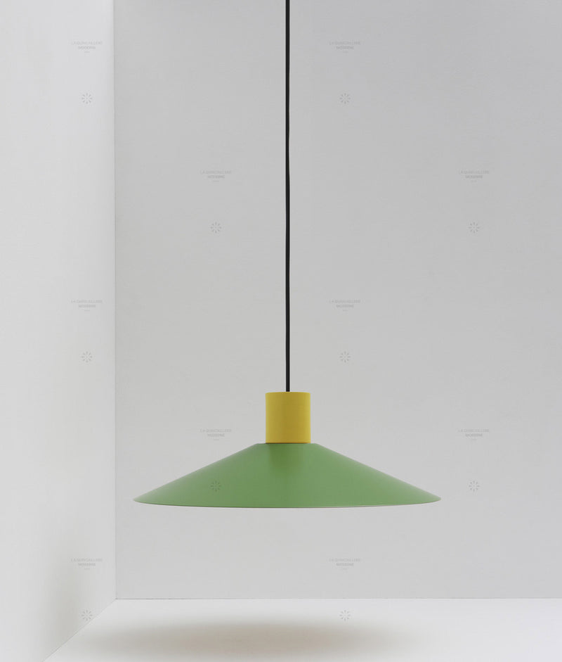 Suspension évasée "Belle de nuit", grand modèle, jaune bouton d'or et vert champêtre, câble noir - La Quincaillerie moderne