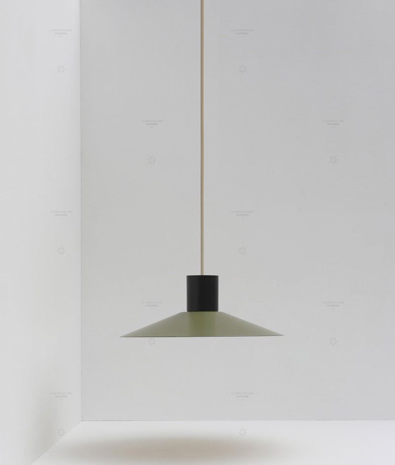 Suspension évasée "Belle de nuit", petit modèle, vert argile et noir, câble crème- La Quincaillerie moderne