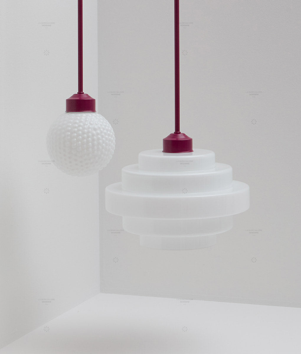 La Quincaillerie moderne - Suspension "Bistro" prune, verrerie opaline satinée