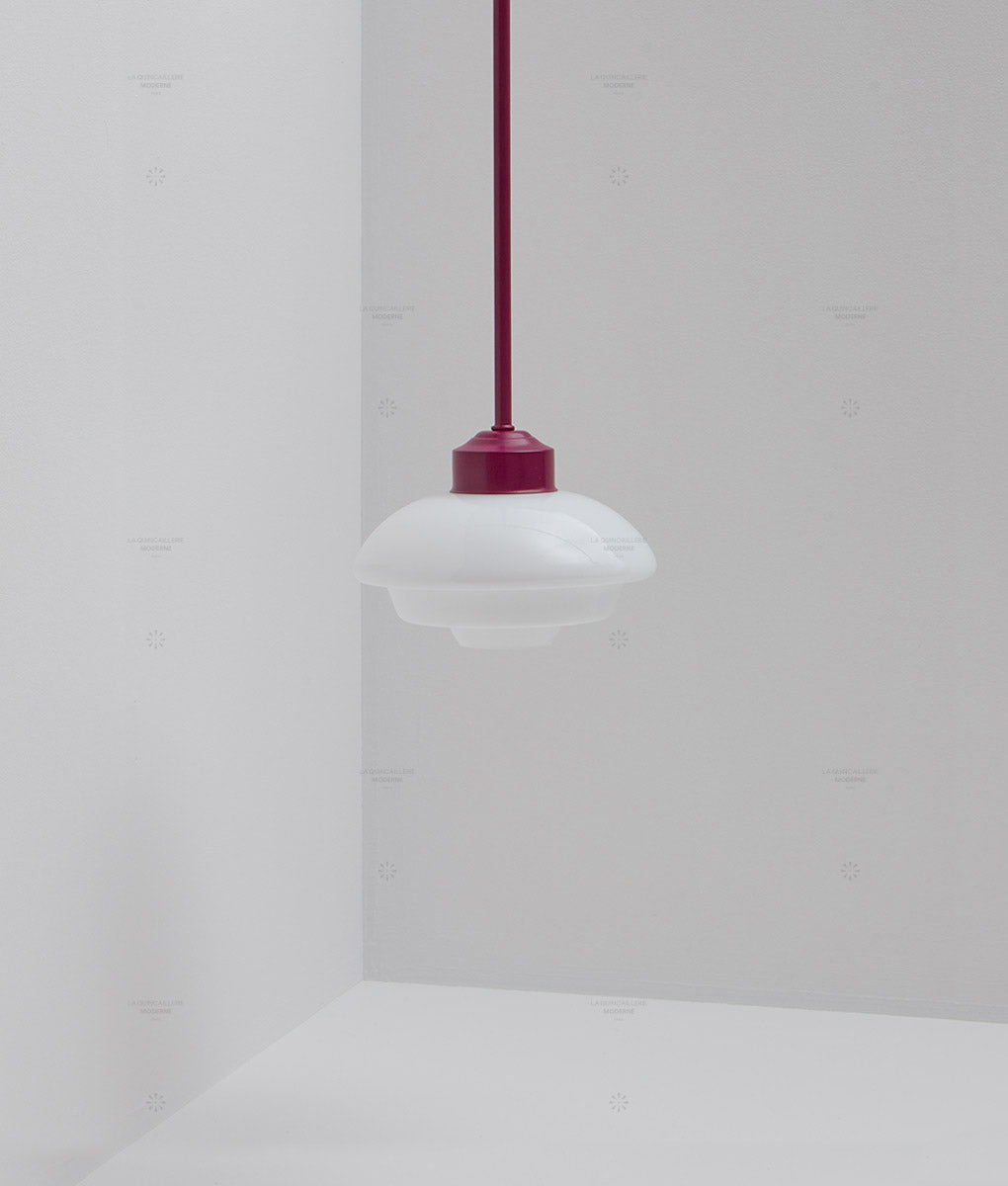 La Quincaillerie moderne - Suspension "Bistro" prune, verrerie opaline satinée