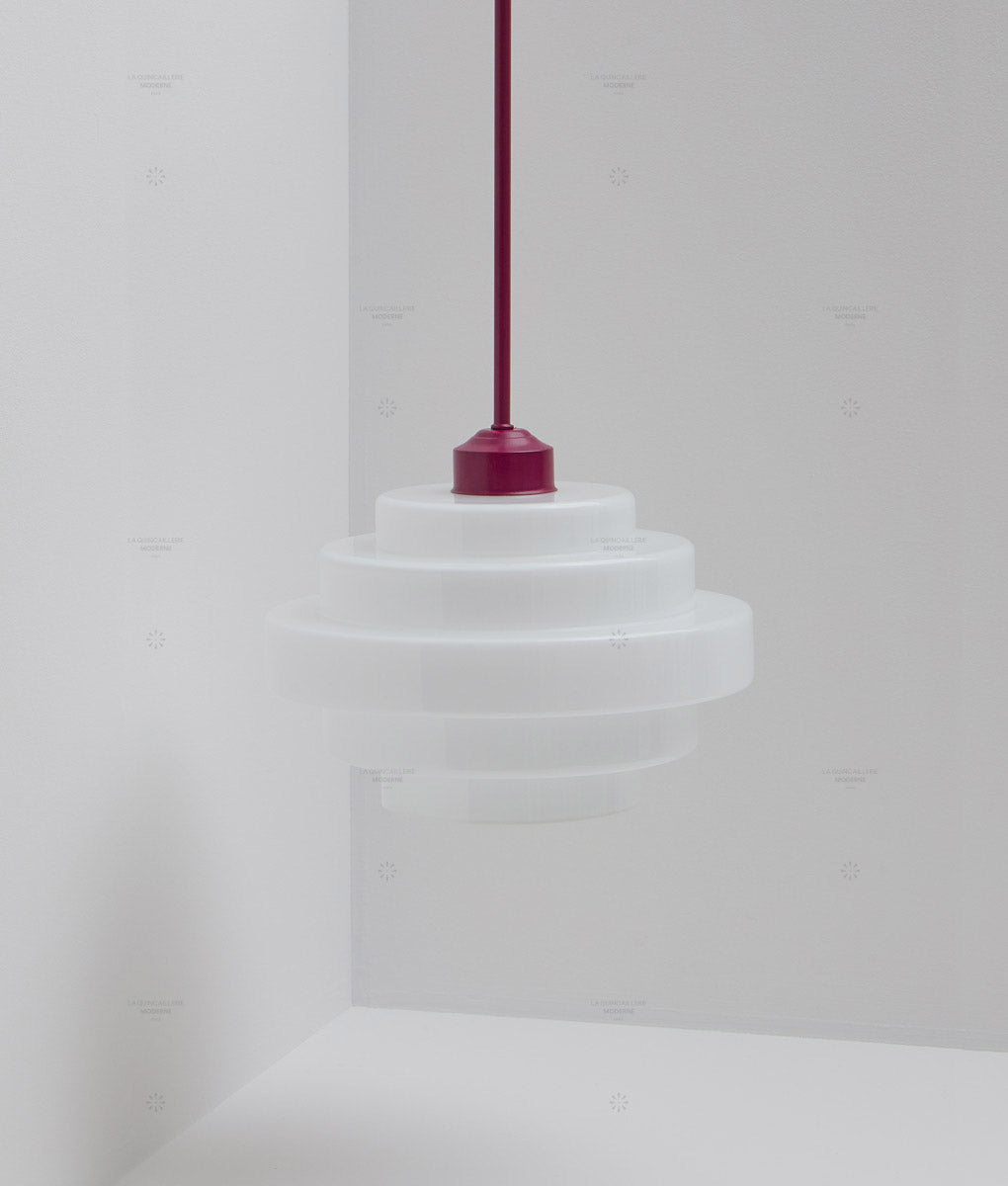 La Quincaillerie moderne - Suspension "Bistro" prune, verrerie opaline satinée