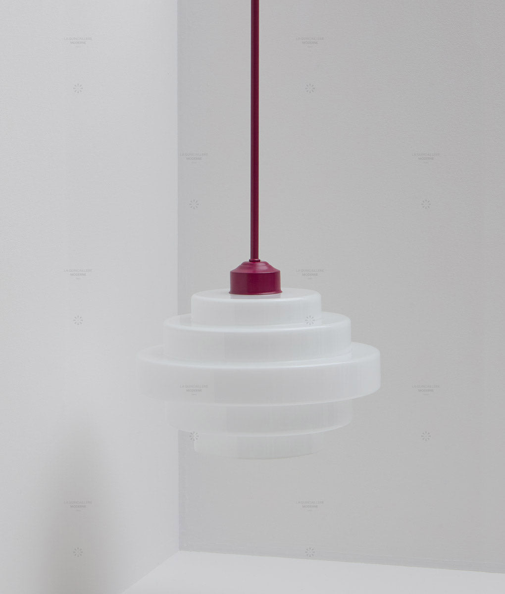 La Quincaillerie moderne - Suspension "Bistro" prune, verrerie opaline satinée